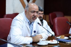 بازدید نمایندگان سازمان بهداشت جهانی از مرکز آموزشی، تحقیقاتی و درمانی قلب و عروق شهید رجائی: عکس شماره 7 / 8